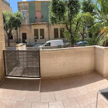 Incantevole Le Due Palme לצ'ה